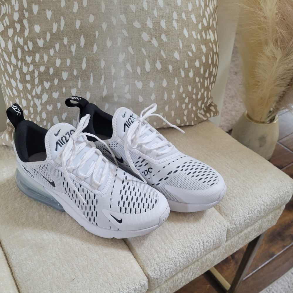 Nike Air Max 270